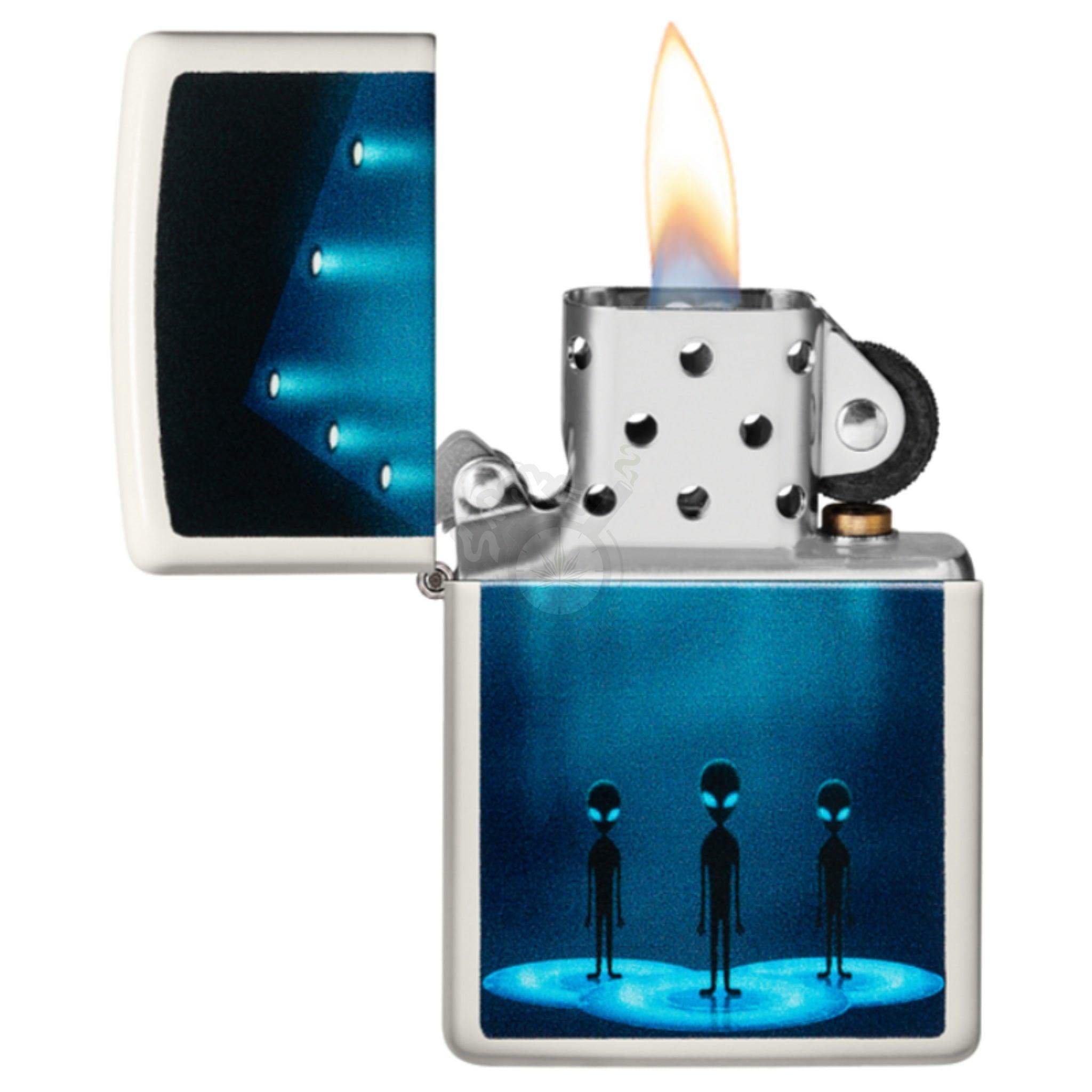 Zippo Aliens Design (Glow In The Dark) - SmokeTime